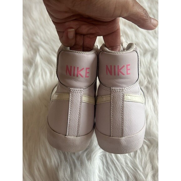 Nike Blazer Size 7.5 Mid 77 'Digital Pink' CZ0376-500 Preowned - Picture 9 of 14